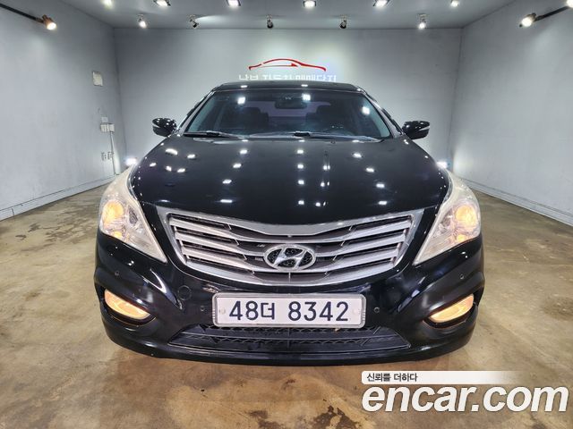 Hyundai Grandeur HG240 Luxury — photo 1 of 20
