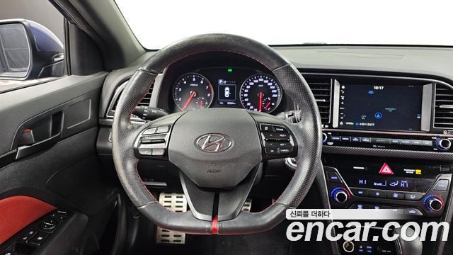 Hyundai AVANTE 1.6 Turbo Sport — photo 1 of 20