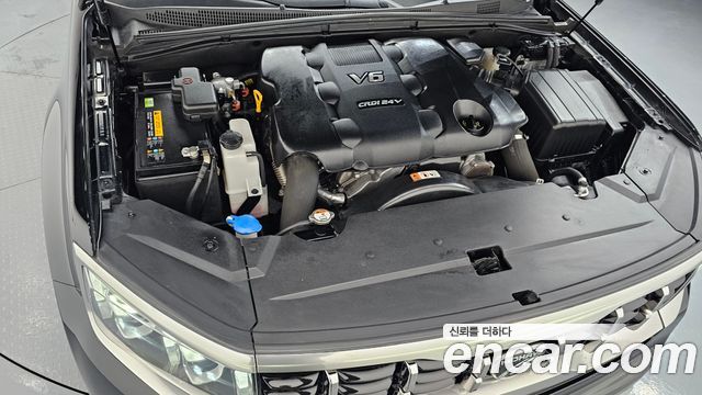 Kia Mohave Diesel 3.0 4WD 7-Seater — photo 1 of 20