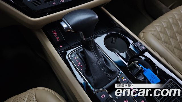 2018 Kia Canival Gasoline 9-seater Limousine(Special vehicle), photograph 4