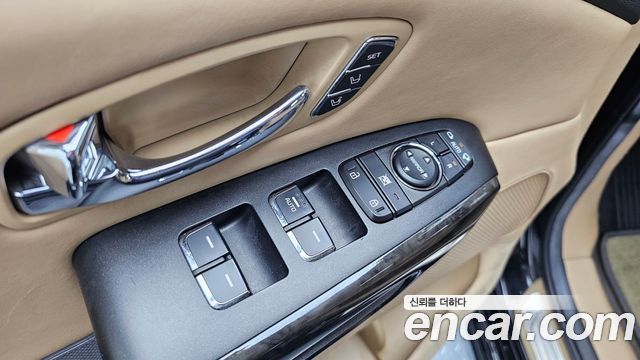 2018 Kia Canival Gasoline 9-seater Limousine(Special vehicle), photograph 2