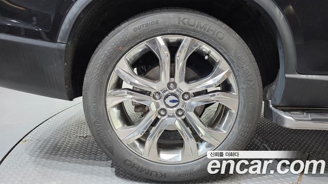 KG_Mobility_Ssangyong Rexton Diesel 2.2 4WD — photo 1 of 20