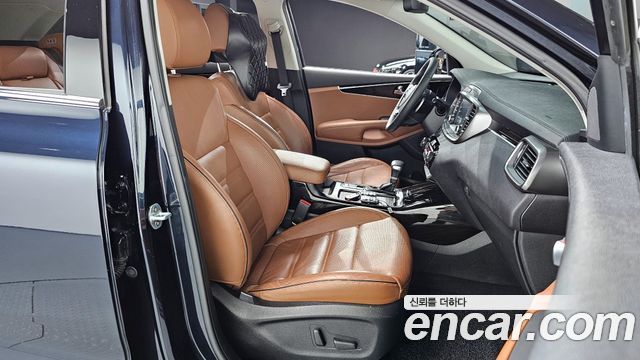 Kia Sorento Diesel 2.2 2WD — photo 1 of 21