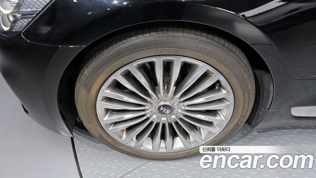 Kia K9 3.8 GDI AWD — photo 1 of 30