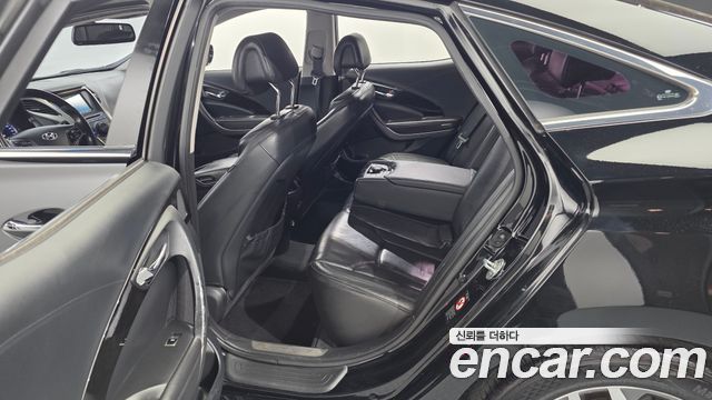 2011 Hyundai Grandeur HG240 Luxury, photograph 4