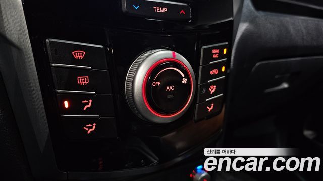 2017 KG_Mobility_Ssangyong TIBOLI Gear Edition 2WD, photograph 5