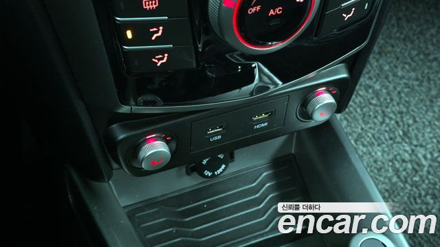 KG_Mobility_Ssangyong TIBOLI Diesel TX 2WD — photo 1 of 30