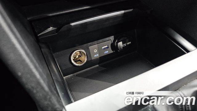 Hyundai AVANTE 1.6 GDI Value Plus — photo 1 of 30