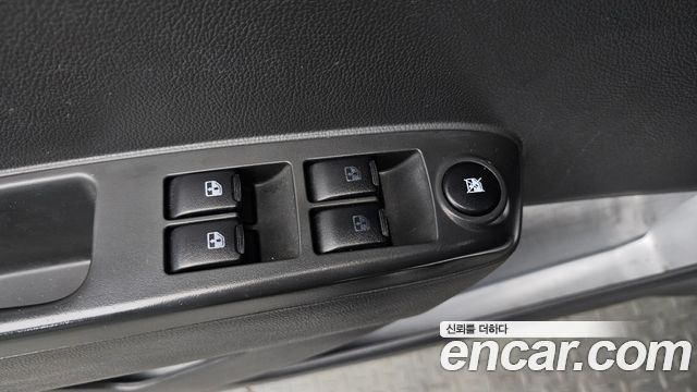 ChevroletGMDaewoo Spark LT — photo 1 of 32