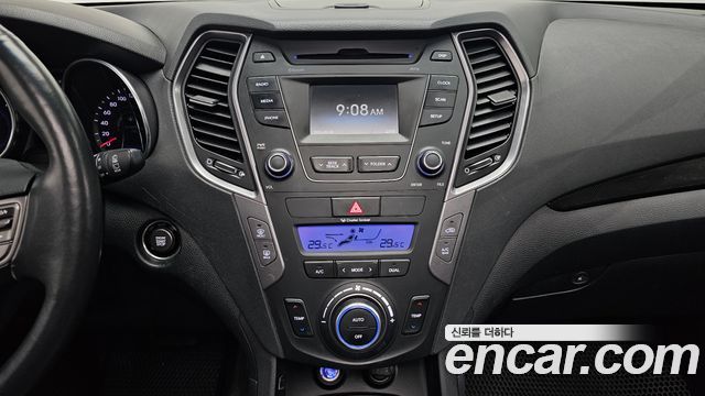 Hyundai Santafe Diesel(e-VGT) 2.0 4WD Exclusive
