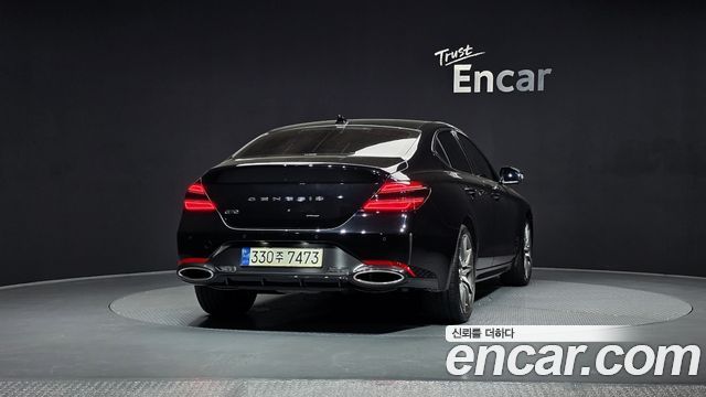 Genesis G70 Gasoline 3.3T 2WD — photo 1 of 20
