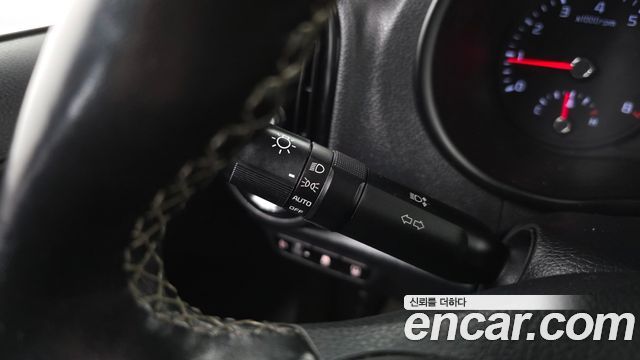 Kia morning Luxury — photo 1 of 30