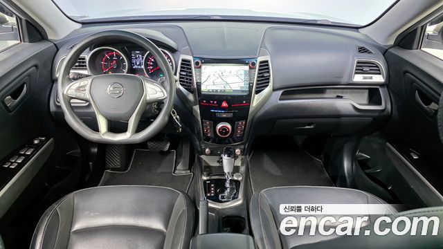 KG_Mobility_Ssangyong TIBOLI Diesel TX 2WD — photo 1 of 31