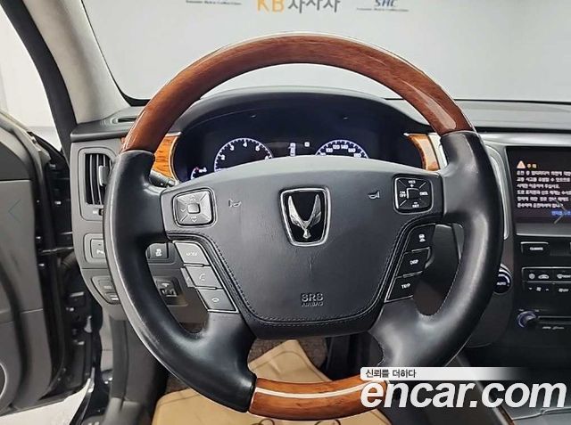 Hyundai Equus VS380 — photo 1 of 19
