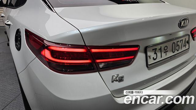 2015 Kia K5 2.0 SX, photograph 2