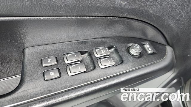 KG_Mobility_Ssangyong Rexton Diesel 2.2 4WD — photo 1 of 31