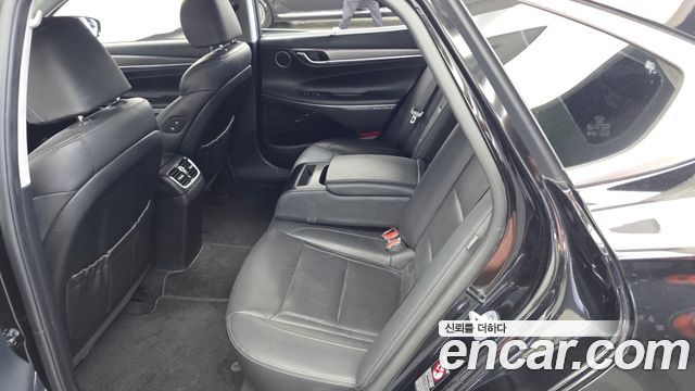 Hyundai Grandeur Exclusive — photo 1 of 31