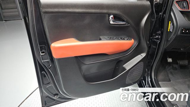 Kia RAY Signature — photo 1 of 32
