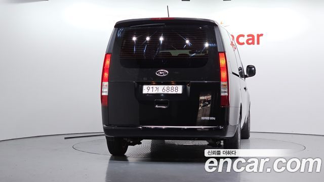 Hyundai Staria Cargo 5-Seater — photo 1 of 30