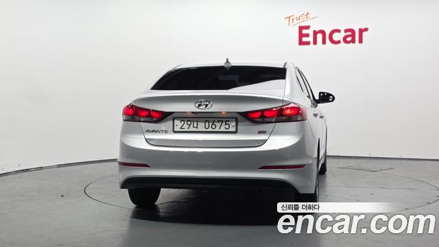 Hyundai AVANTE 1.6 GDI Smart