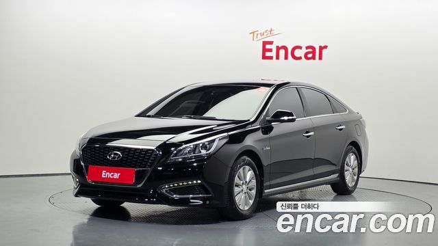 Hyundai Sonata 2.0 HEV — photo 1 of 20