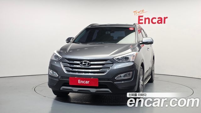 Hyundai Santafe Diesel(e-VGT) 2.2 4WD Exclusive — photo 1 of 31
