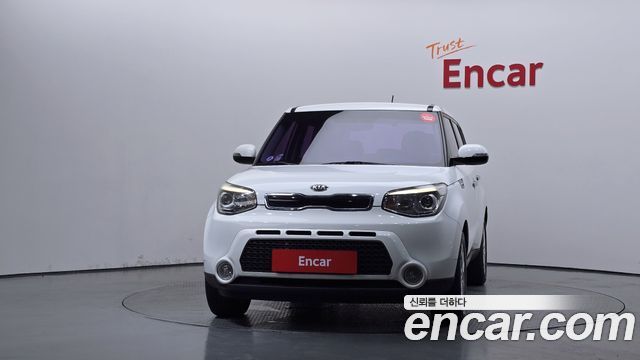 Kia Soul 1.6 GDi Prestige — photo 1 of 30