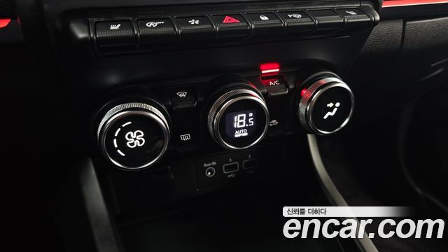 Renault-KoreaSamsung XM3 1.3 TCe RE Signature — photo 1 of 30