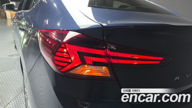 2019 Hyundai AVANTE 1.6, photograph 4