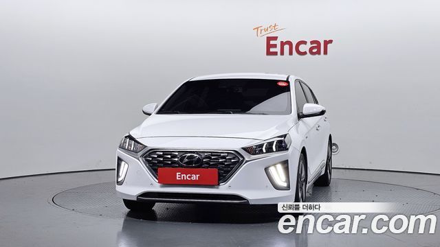 Hyundai Ioniq 1.6 HEV — photo 1 of 20
