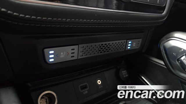 KG_Mobility_Ssangyong Rexton Diesel 2.2 4WD — photo 1 of 34