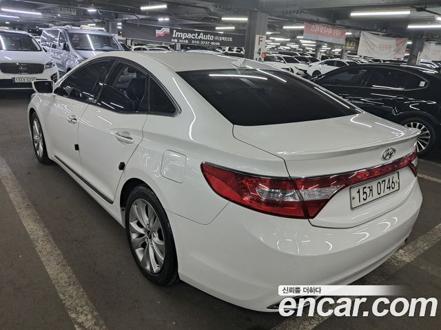 Hyundai Grandeur HG300 Prime — photo 1 of 16