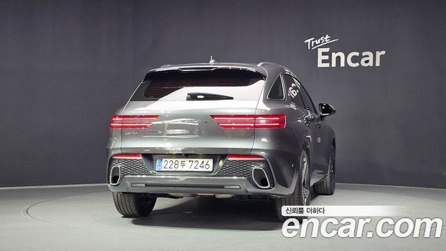 Genesis GV70 2.5T Gasoline 2WD — photo 1 of 36