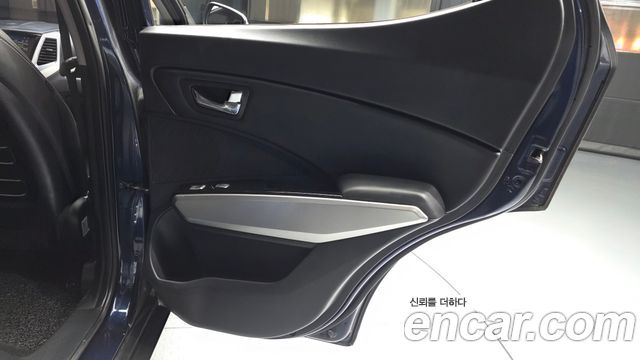 KG_Mobility_Ssangyong TIBOLI LX 2WD — photo 1 of 32