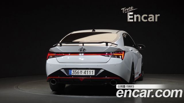 Hyundai AVANTE 2.0 N — photo 1 of 32