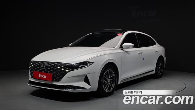 Hyundai Grandeur 3.0 LPi Rent Car — photo 1 of 20