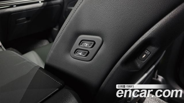 Kia Sportage LPG 2.0 2WD — photo 1 of 34