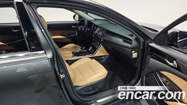 Kia K7 Prestige — photo 1 of 33