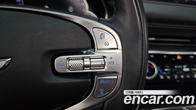 Genesis GV80 2.5T Gasoline AWD — photo 1 of 33