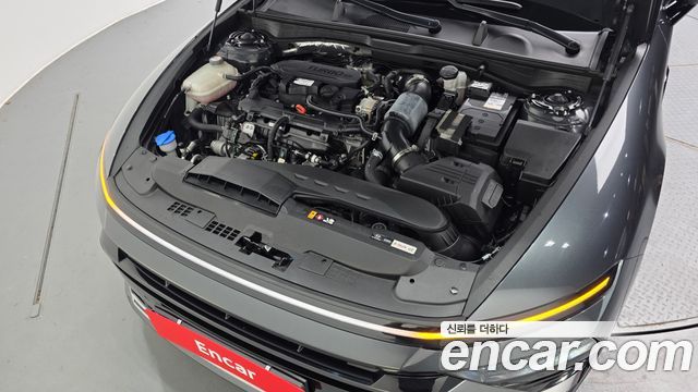 Hyundai Sonata 1.6 Turbo — photo 1 of 32