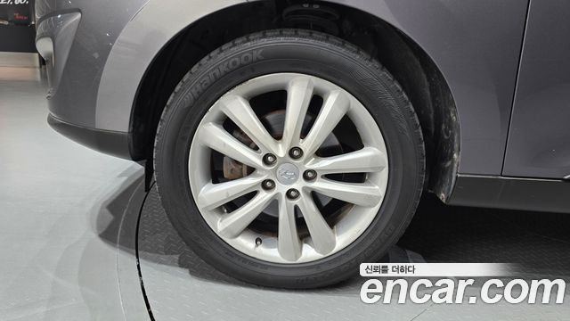2012 Hyundai Tucson Diesel 2WD LX20, photograph 10
