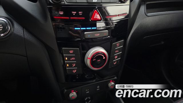 KG_Mobility_Ssangyong TIBOLI Diesel IX 2WD — photo 1 of 31