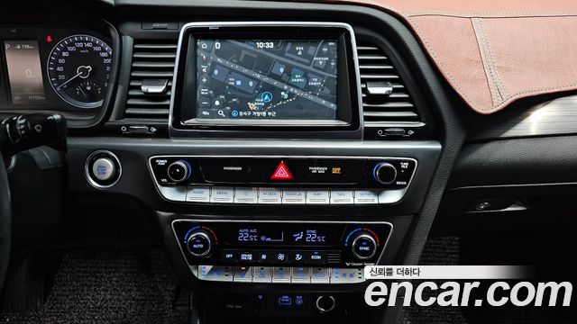 2017 Hyundai Sonata 2.0 Plug-in HEV, photograph 5