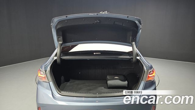 2017 Hyundai Sonata 2.0 Plug-in HEV, photograph 6