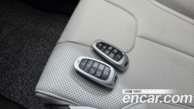 Hyundai Santafe Diesel 2.2 4WD — photo 1 of 36