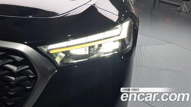 Kia K9 3.3 T-GDI AWD — photo 1 of 36