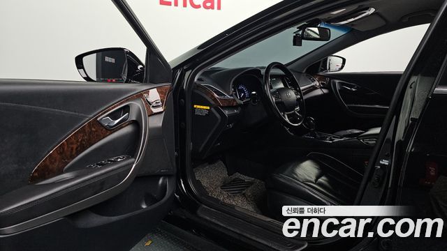 Hyundai Aslan G300  Modern — photo 1 of 34