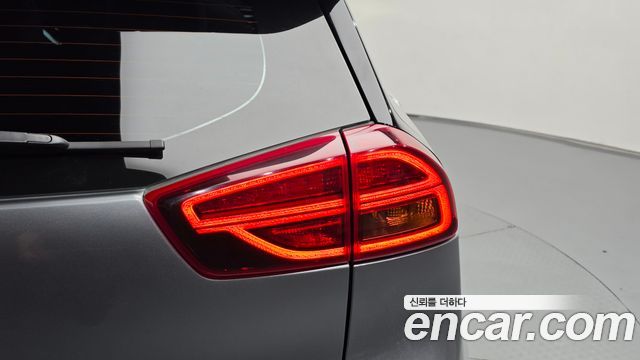 2021 Kia Niro Noblesse, photograph 2