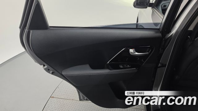 2021 Kia Niro Noblesse, photograph 5