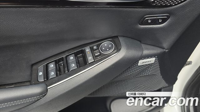 Kia Seltos Gasoline 1.6 Turbo 2WD — photo 1 of 32